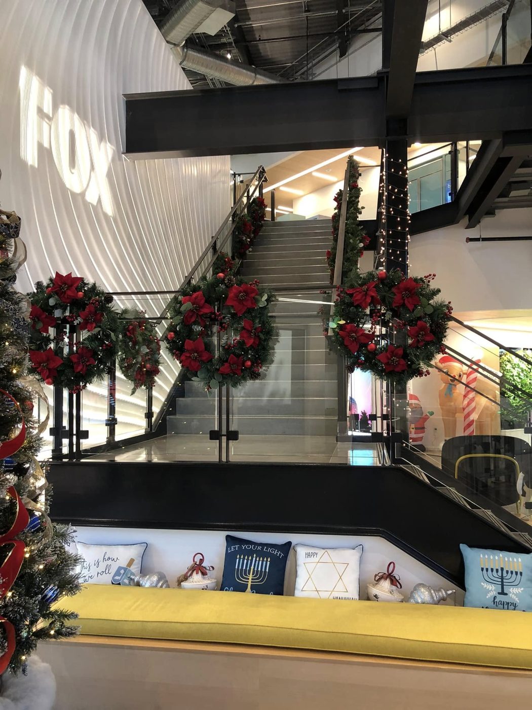 Holiday design by Elves to the Rescue